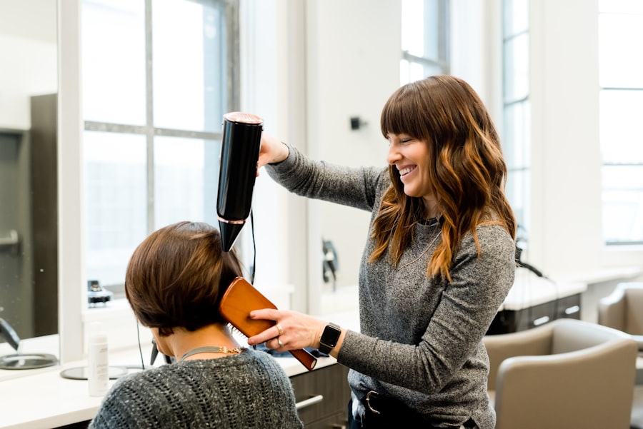 Lavorazione del colore sui capelli